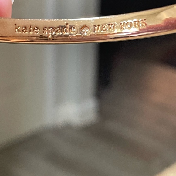 Kate Spade Ivory and Gold Spade Hinged Bangle - Picture 4 of 4